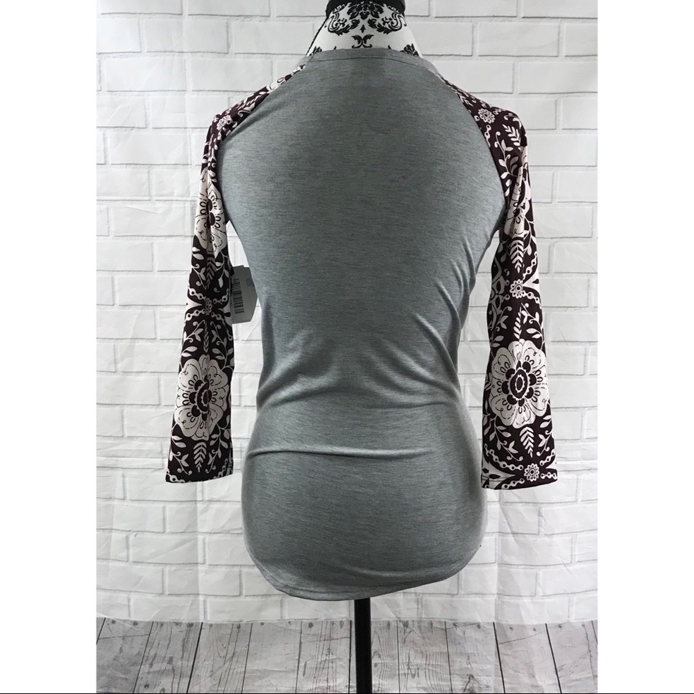 LulaRoe Randy top - Picture 3 of 5